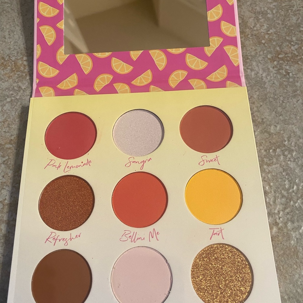 Sour Ya Doin Eyeshadow palette